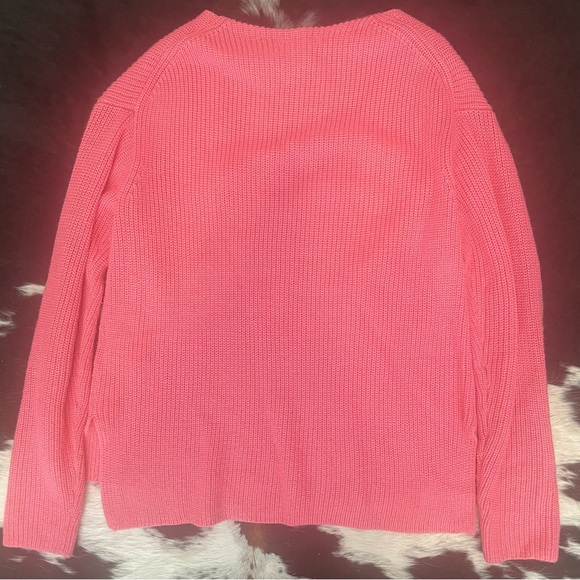 Women's Pink V-Neck Sweater - Picture 4 of 4